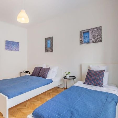 Home Away From Home In The Center Budapest Kültér fotó